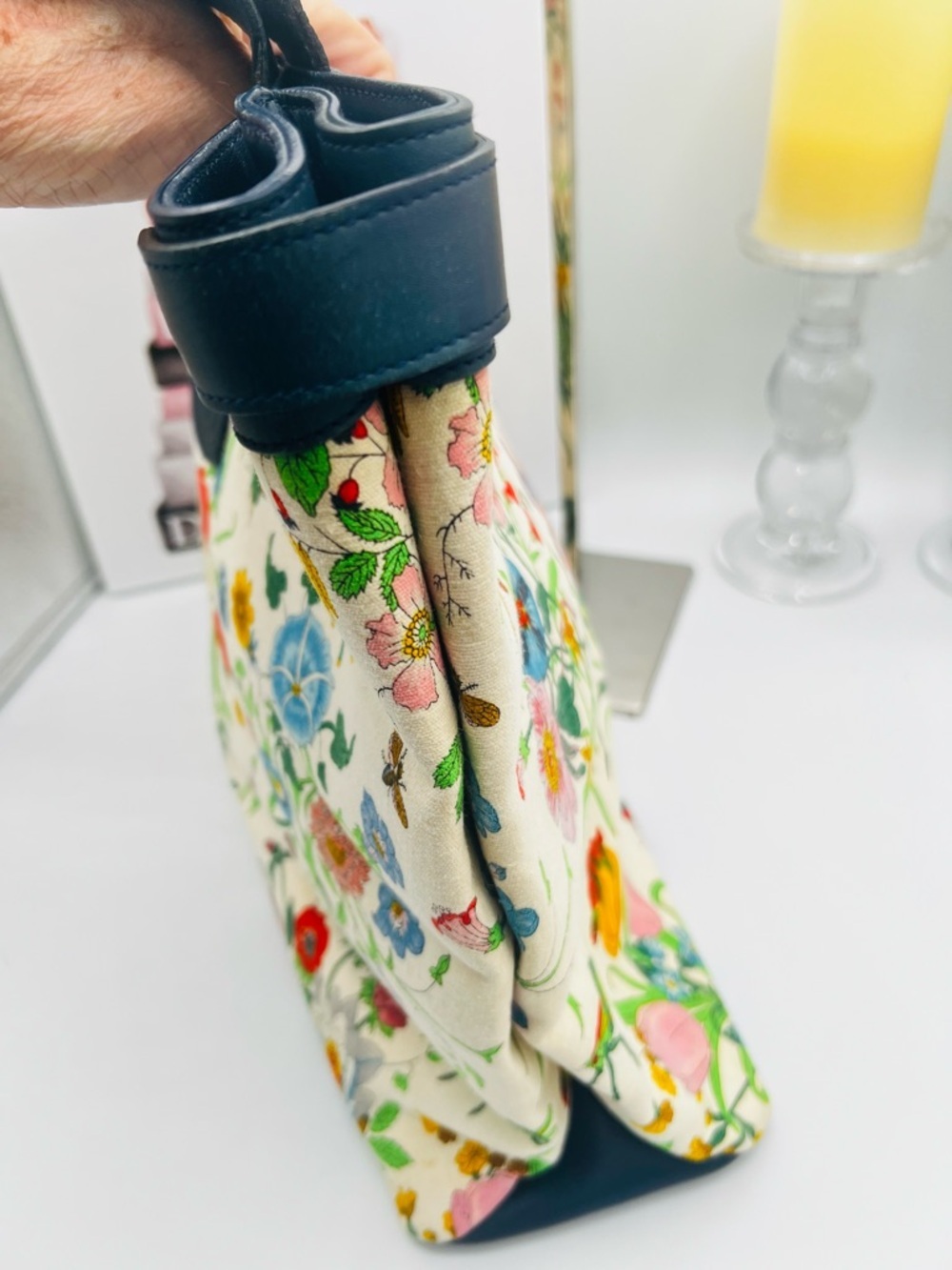 Gucci Cream Floral Tote with Navy Trim - Picture 7 of 16